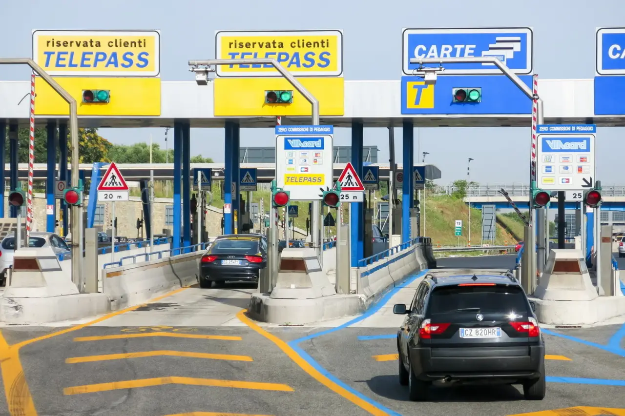 Ecco cosa fare se la sbarra del Telepass non si alza: la soluzione ufficiale