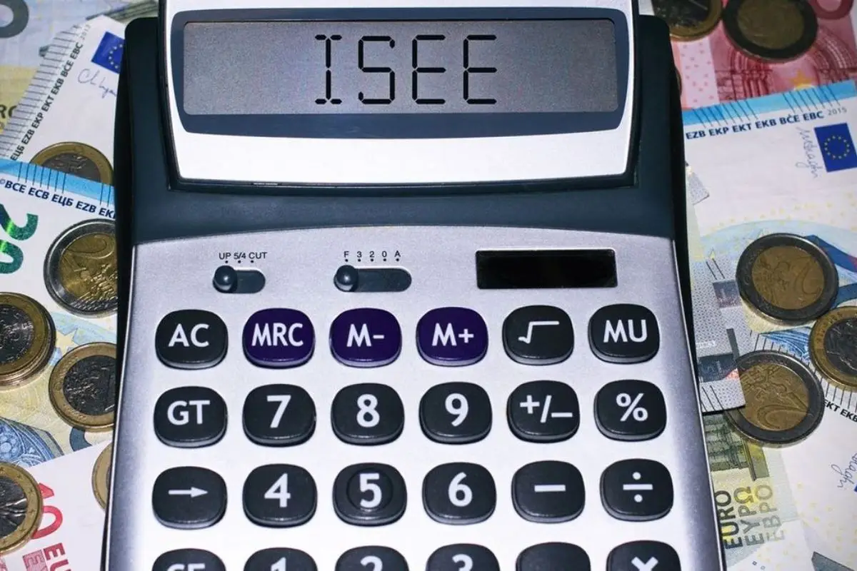 Hai un reddito familiare di 16.000 euro? Ecco tutti i bonus e gli aiuti che puoi ottenere oggi