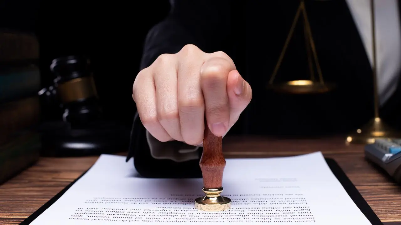 Hai vinto una grossa somma? Ecco le spese notarili nascoste per incassare il premio