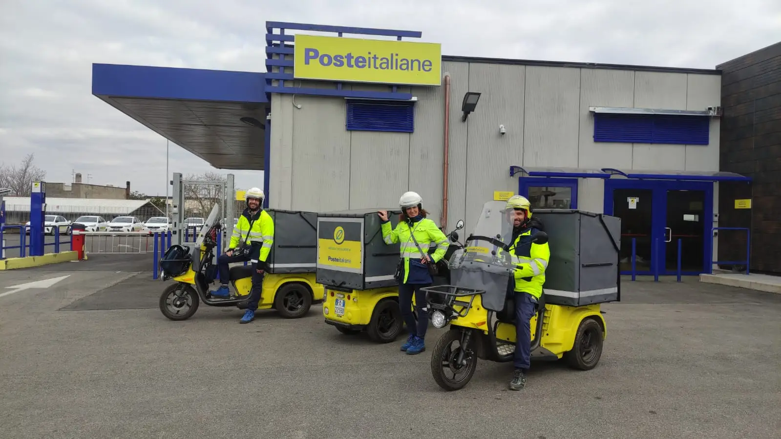 Manda pacchi? Ecco il trucco per risparmiare sulle buste imbottite senza rinunciare alla protezione